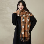 Sweet Heart Print Thick Scarf